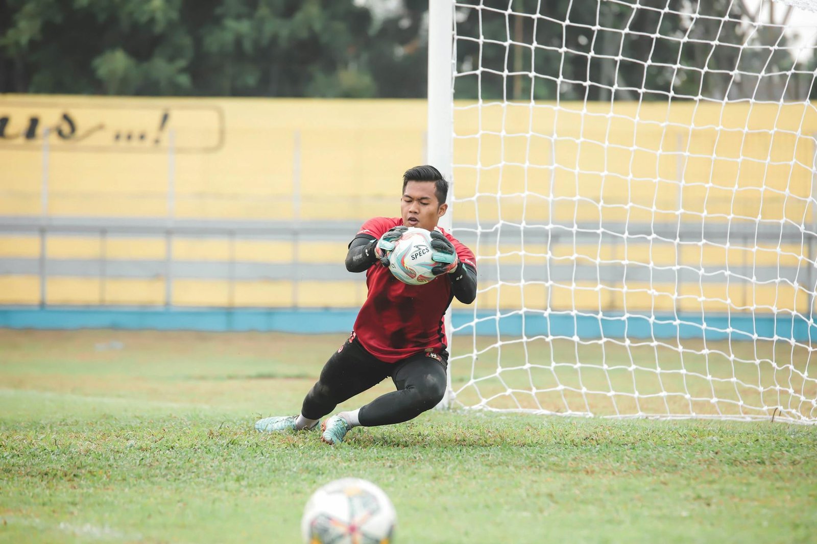 Berita bola terbaru dengan sorotan gol, analisis taktik, dan komentar pemain